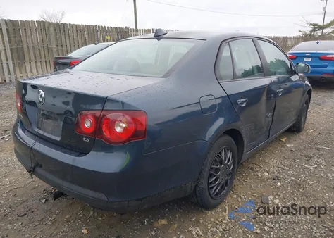 2009 Volkswagen Jetta S from USA, damaged, VIN 3VWJM71K09M154233